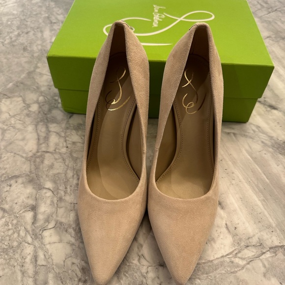 Sam Edelman Cream Heels - Picture 1 of 4
